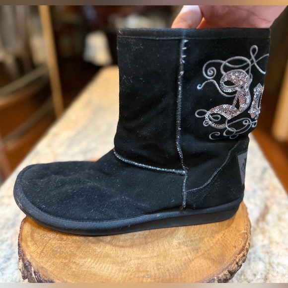 Juicy Couture black boots with sequin embellishments. Faux animal fur insideEUC - Picture 2 of 10